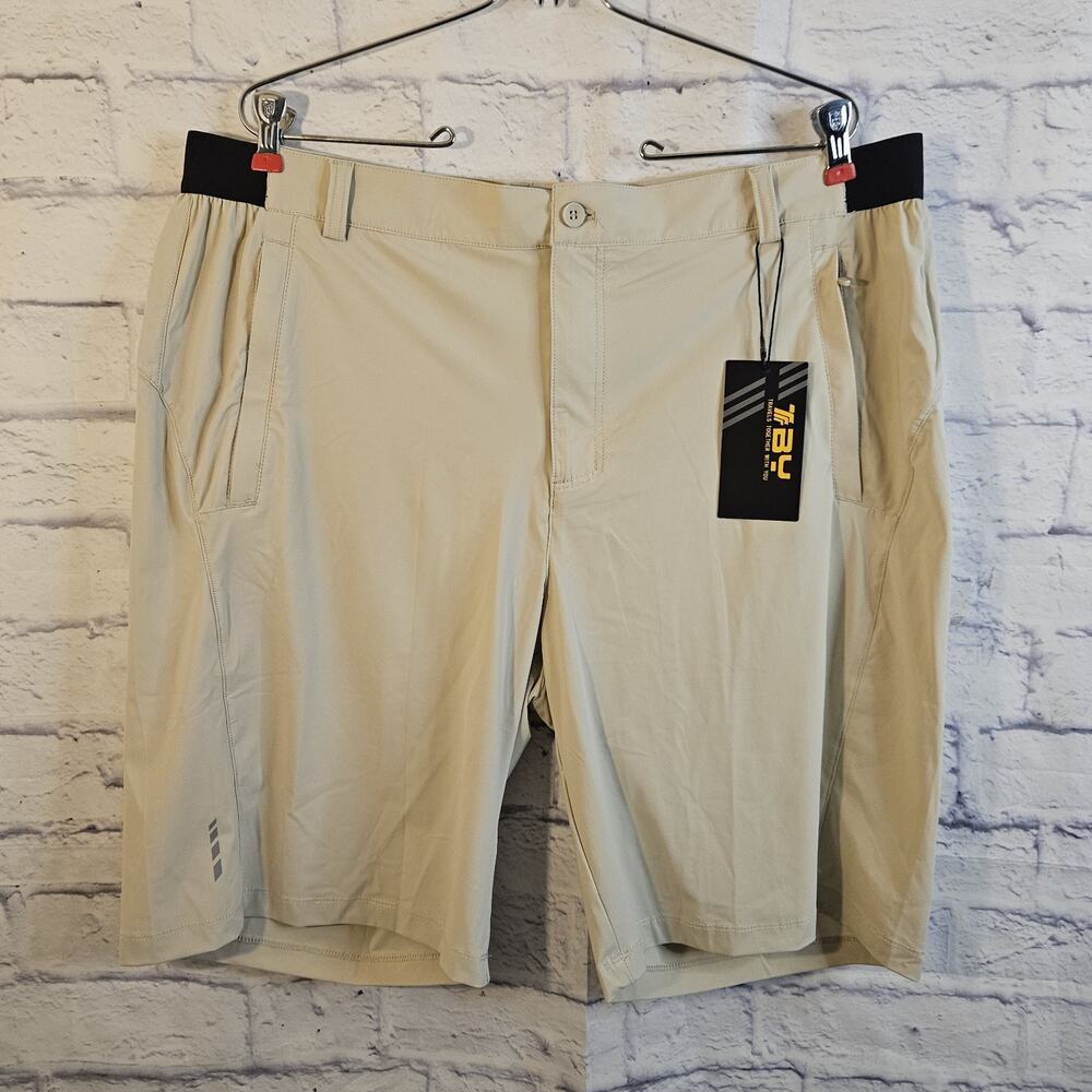 Outdoor sports Size 38 Mens Beige Zip Fly Pocket Stretch Shorts NWT